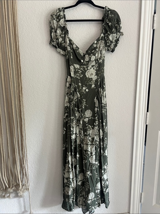 Francesca's Collections Dresses & Skirts - Olive Floral Maxi Dress with Puff Sleeves